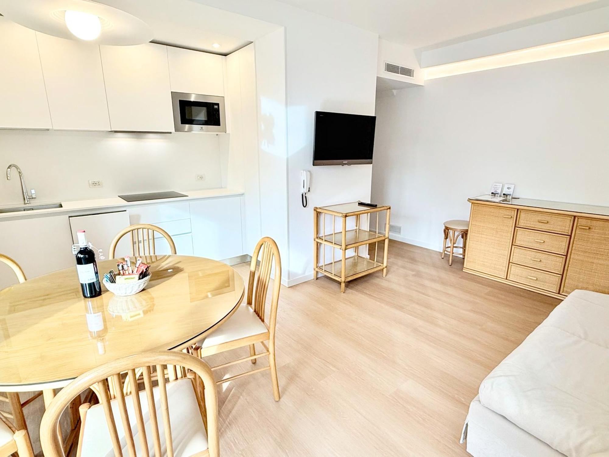 Villa Phoenix - Lake Apartments Riva del Garda Bilik gambar